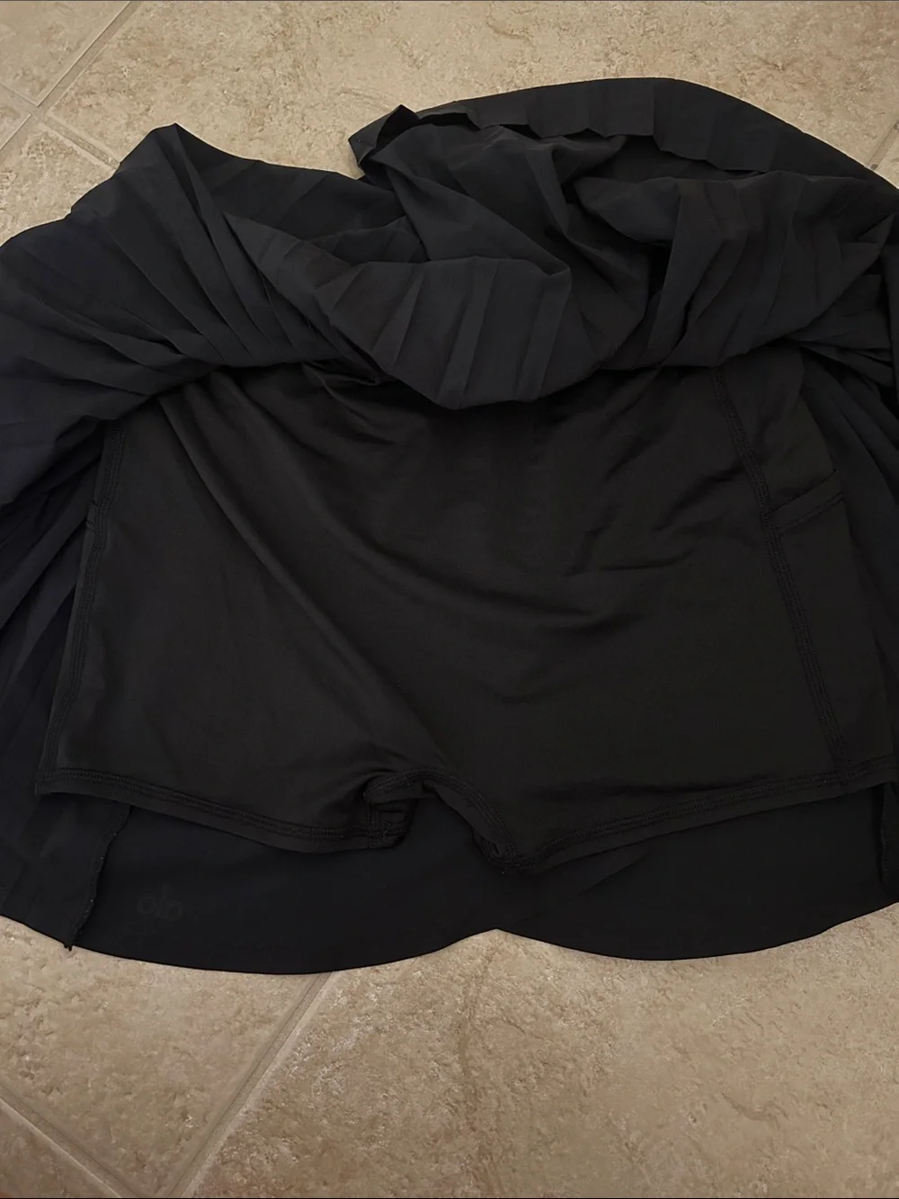 ALO Yoga Black Athletic Skirt with Built-in Shorts